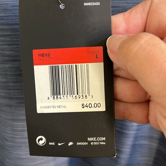 NWT Nike Size L Men’s Dri-fit quarter zip Blue - Picture 3 of 5